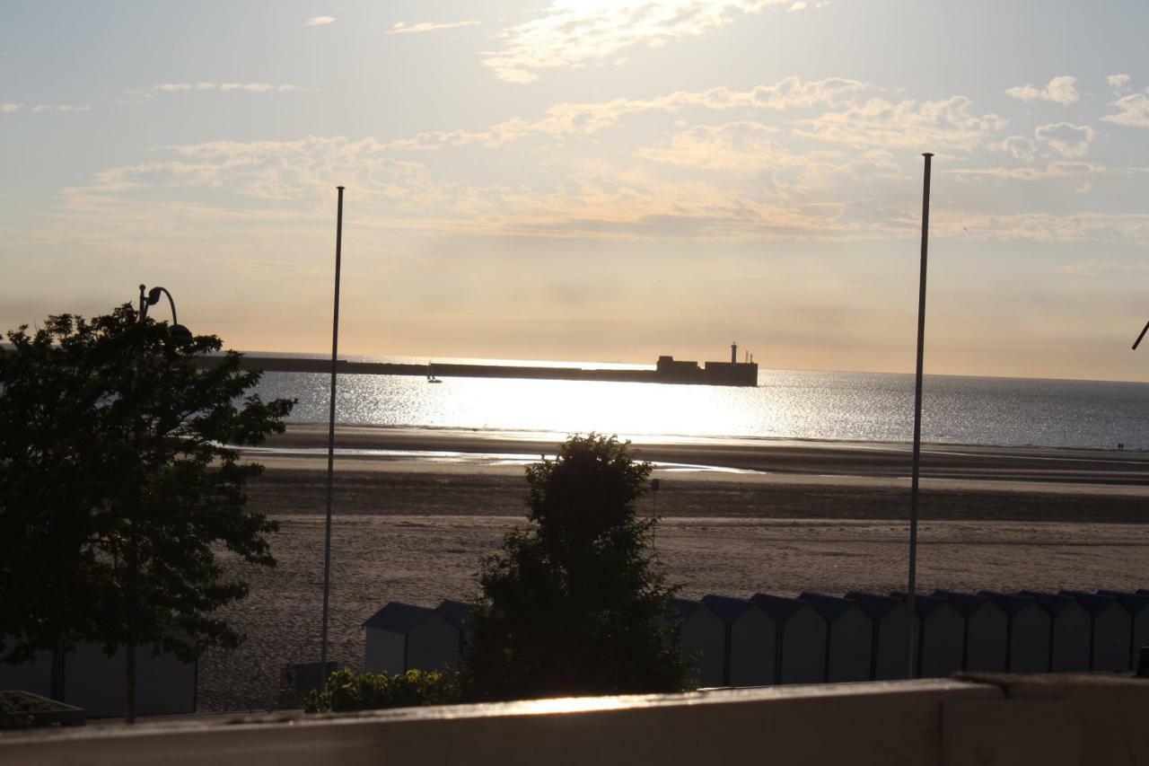 Le Bain De Mer Boulogne-sur-Mer Esterno foto